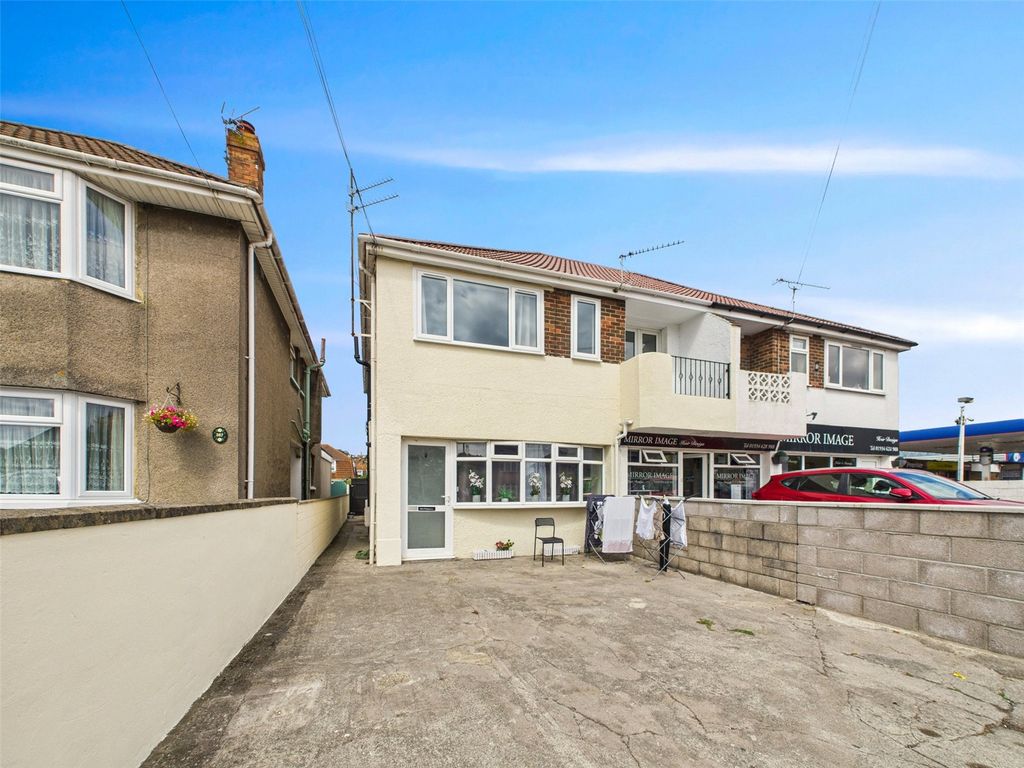 Property photo 1 of 18 Picture No. 05