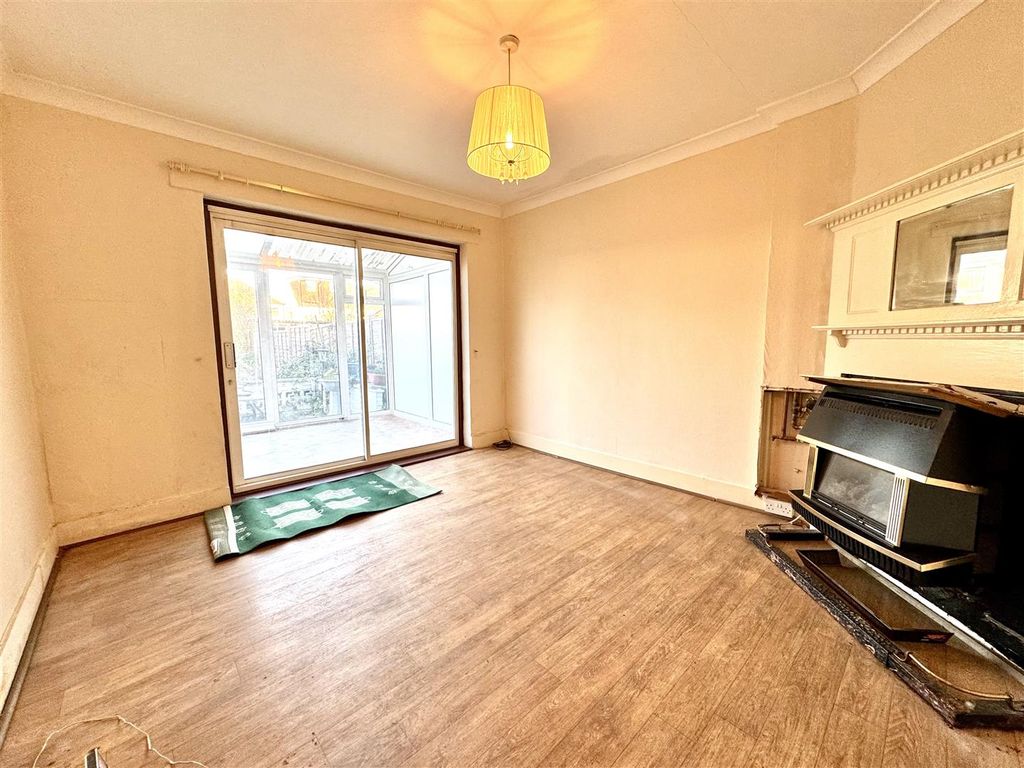 Property photo 3 of 12 Img_9699.Jpeg