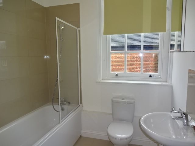 Property photo 2 of 3