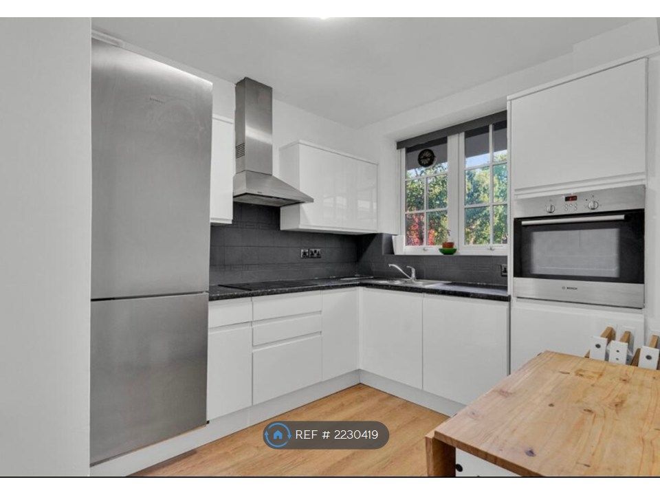 Property photo 3 of 15 Kitchen