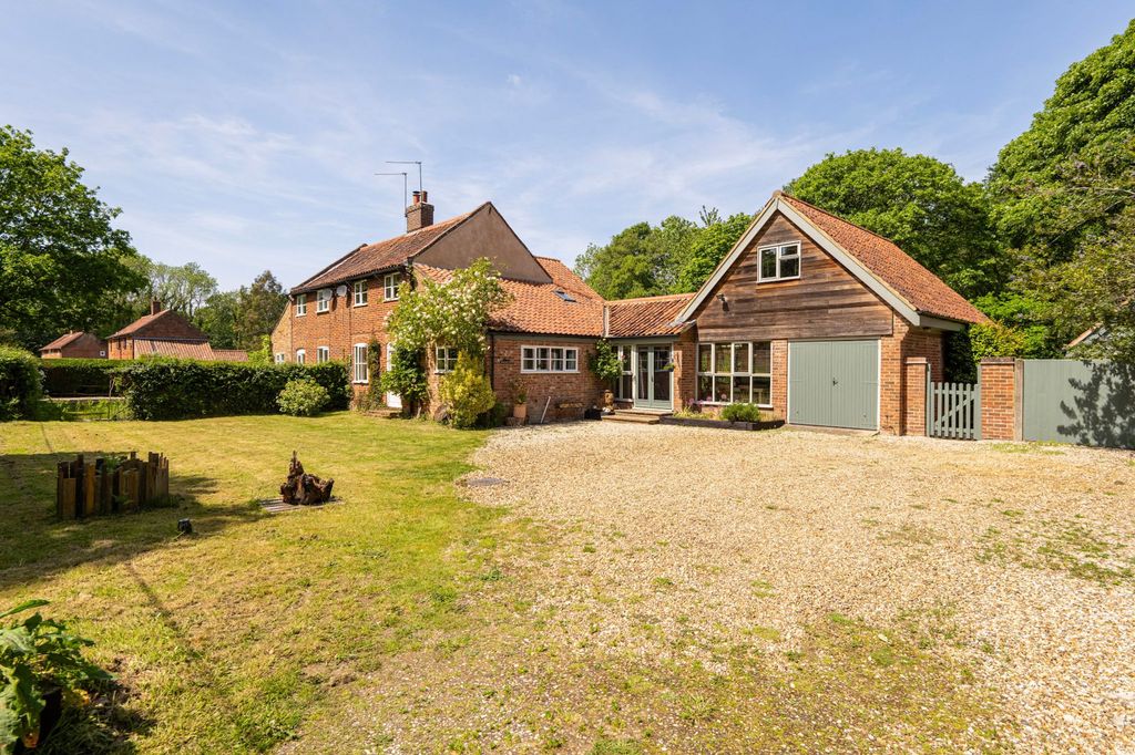 Property photo 1 of 24