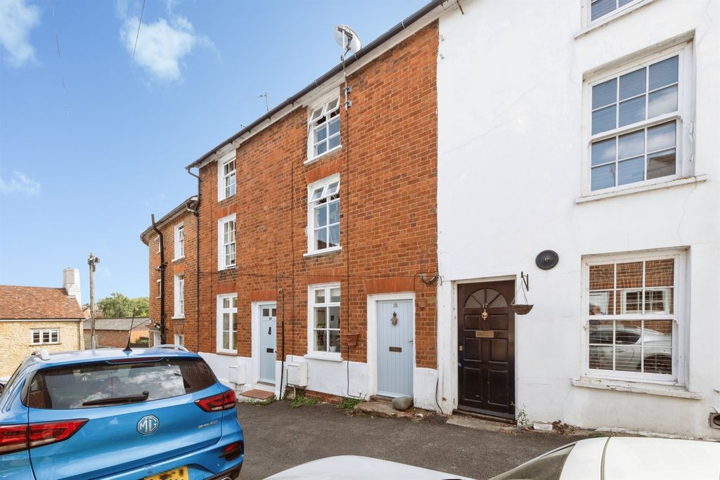 Property photo 1 of 17