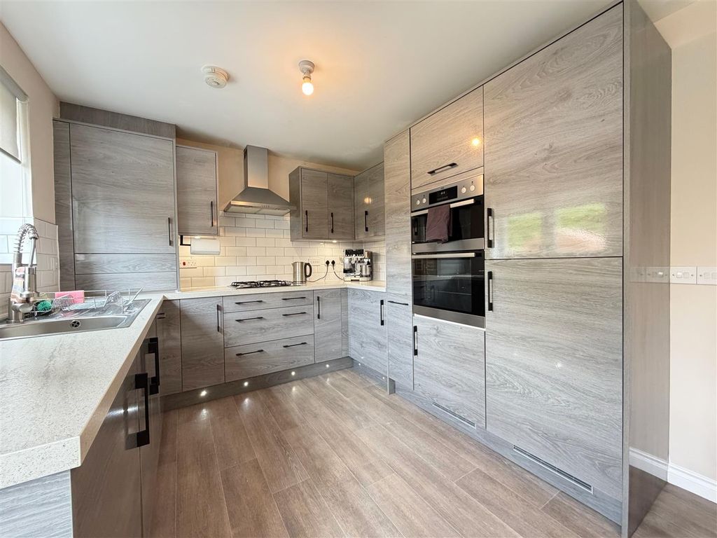 Additional image 4 of 3 bed semi-detached house for saleUnion Way, Uddingston, Glasgow G71