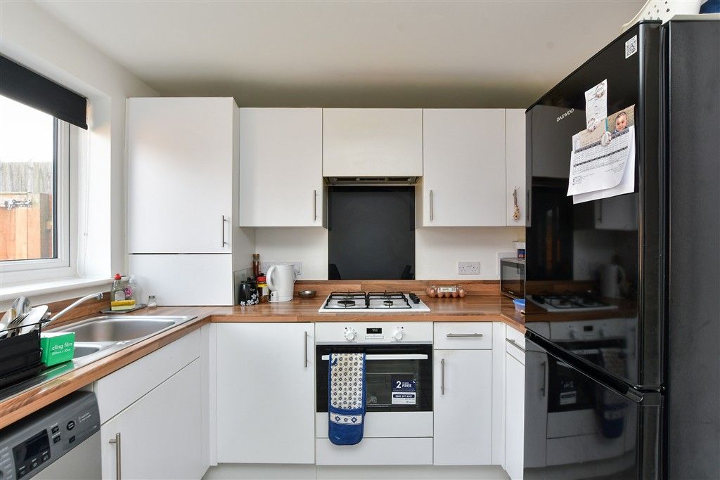 Property photo 2 of 11 Kitchen/Diner