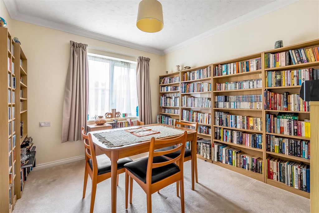 Property photo 3 of 12 3-Emmeline-Lodge-14.Jpg