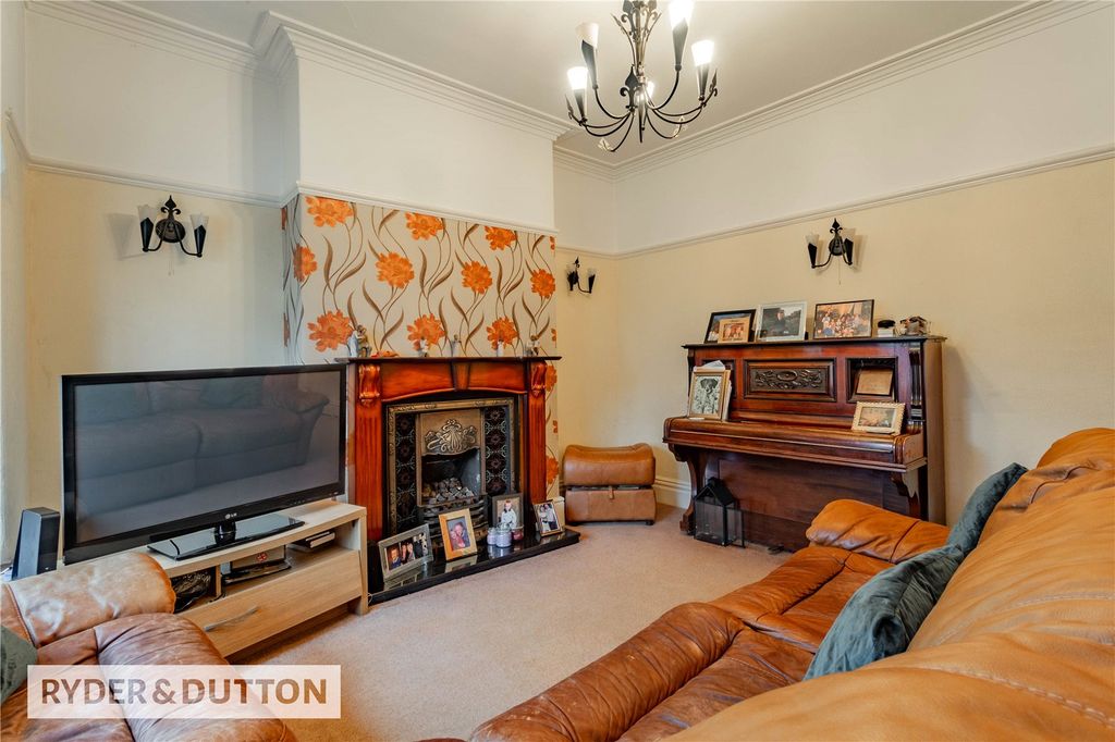 Property photo 2 of 31 Picture No. 19