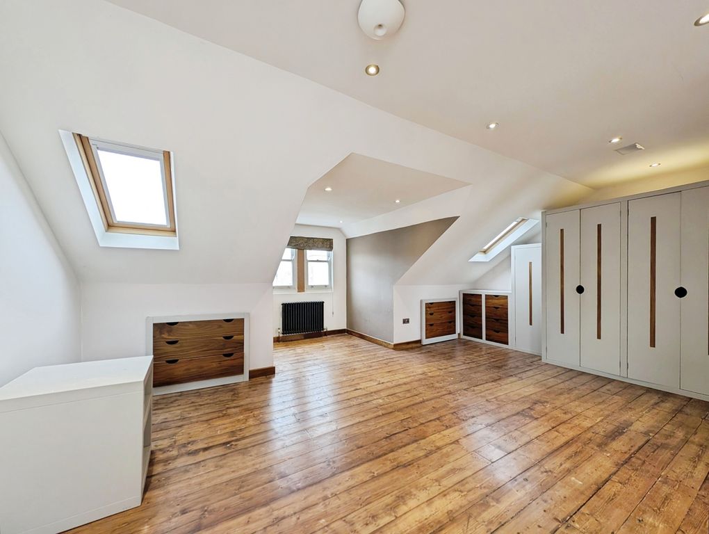 Property photo 3 of 19 Pbox-Img.Jpg