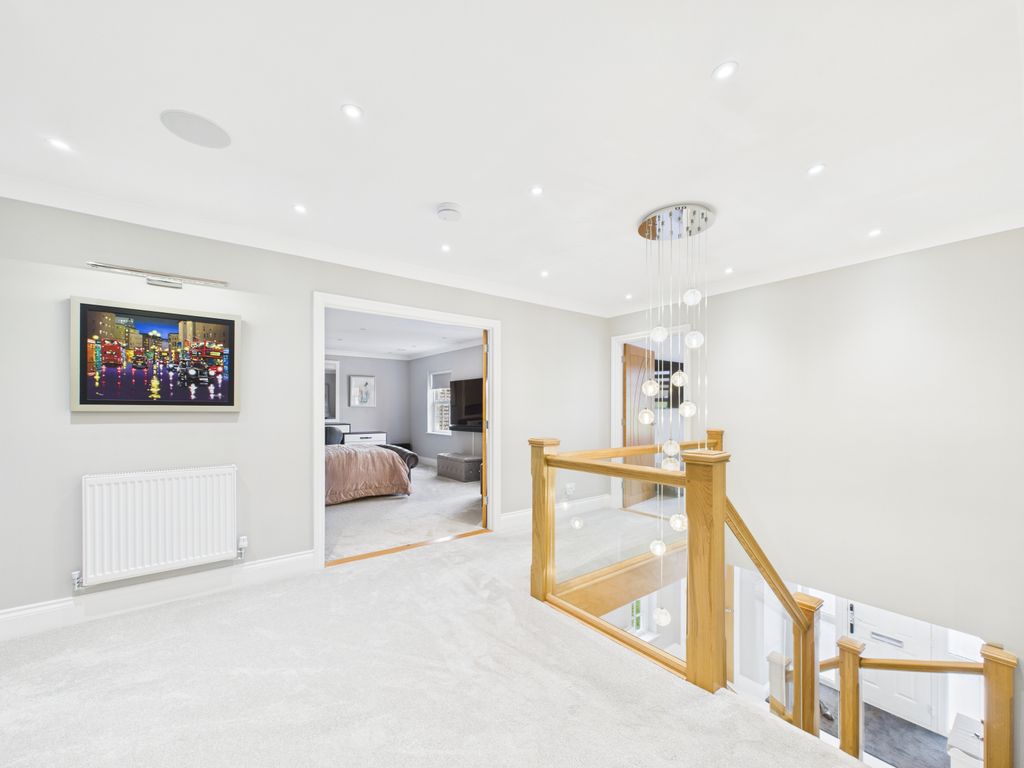 Additional image 13 of 5 bed detached house to rentSkylark Meadows, Whiteley PO15