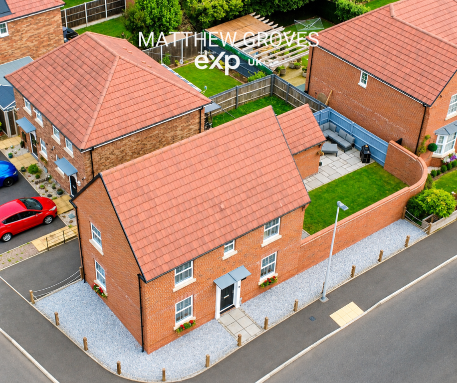 Property photo 1 of 32
