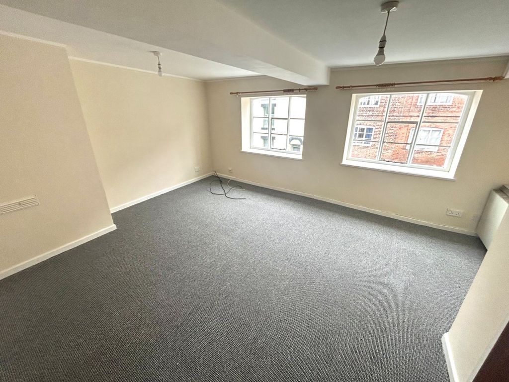 Property photo 3 of 8 Picture No. 06
