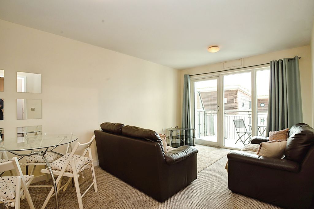 Property photo 3 of 7 3