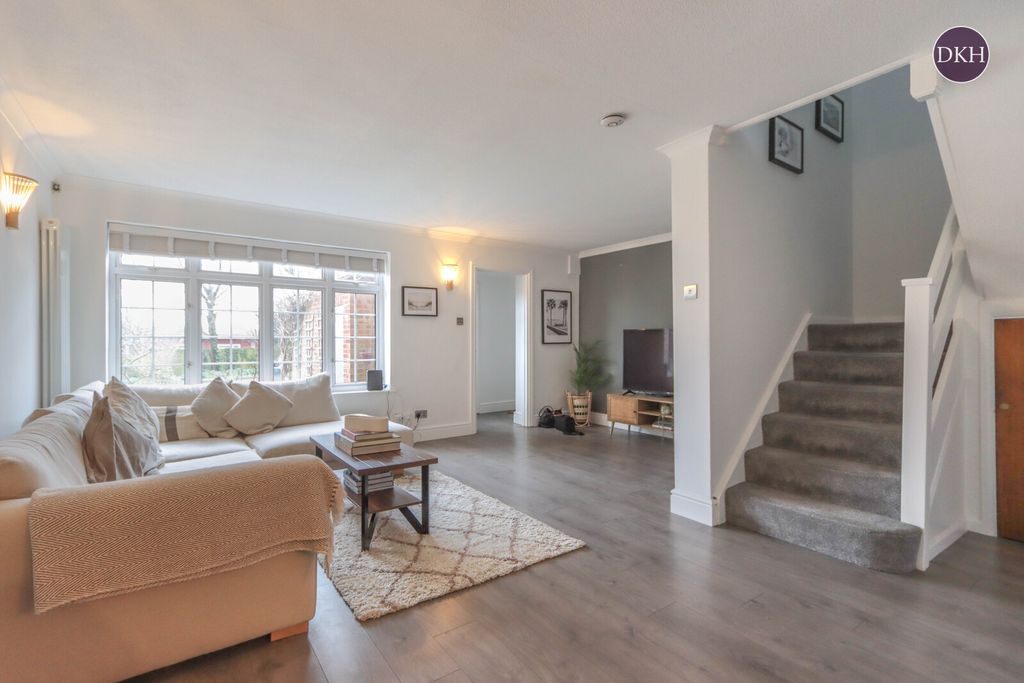 Property photo 3 of 16 Picture No. 05