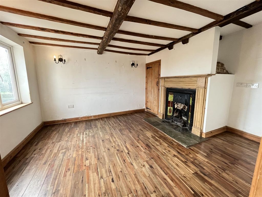 Property photo 2 of 24
