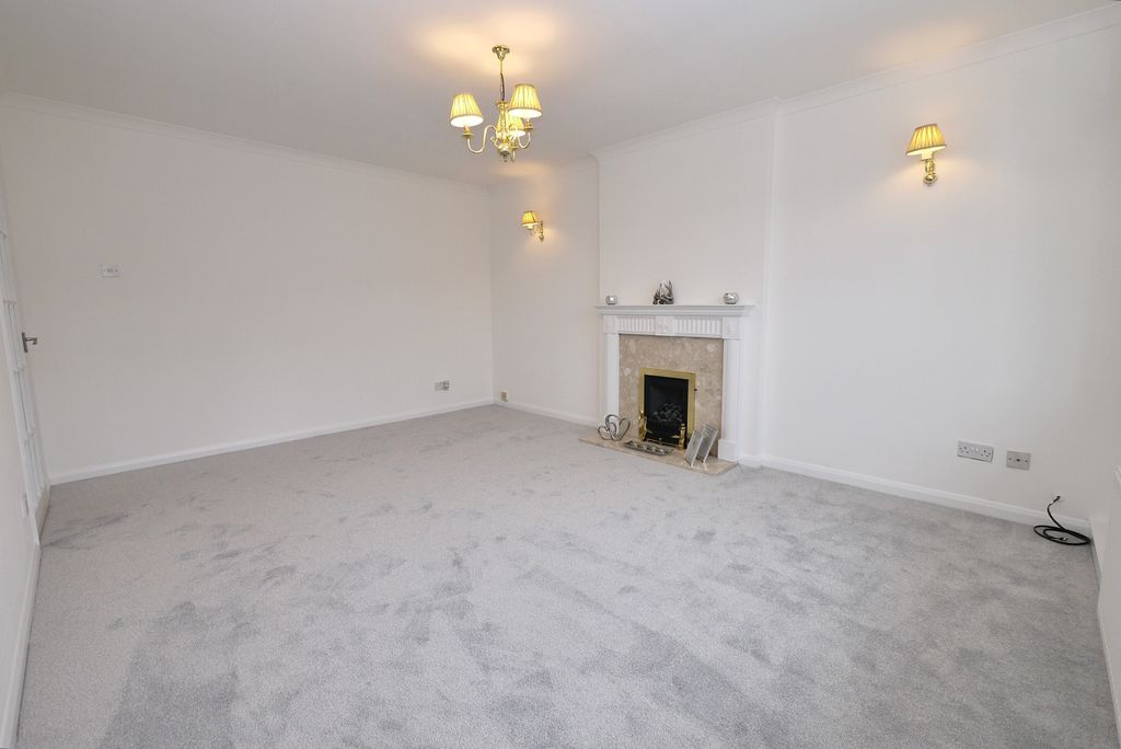 Property photo 3 of 18 3
