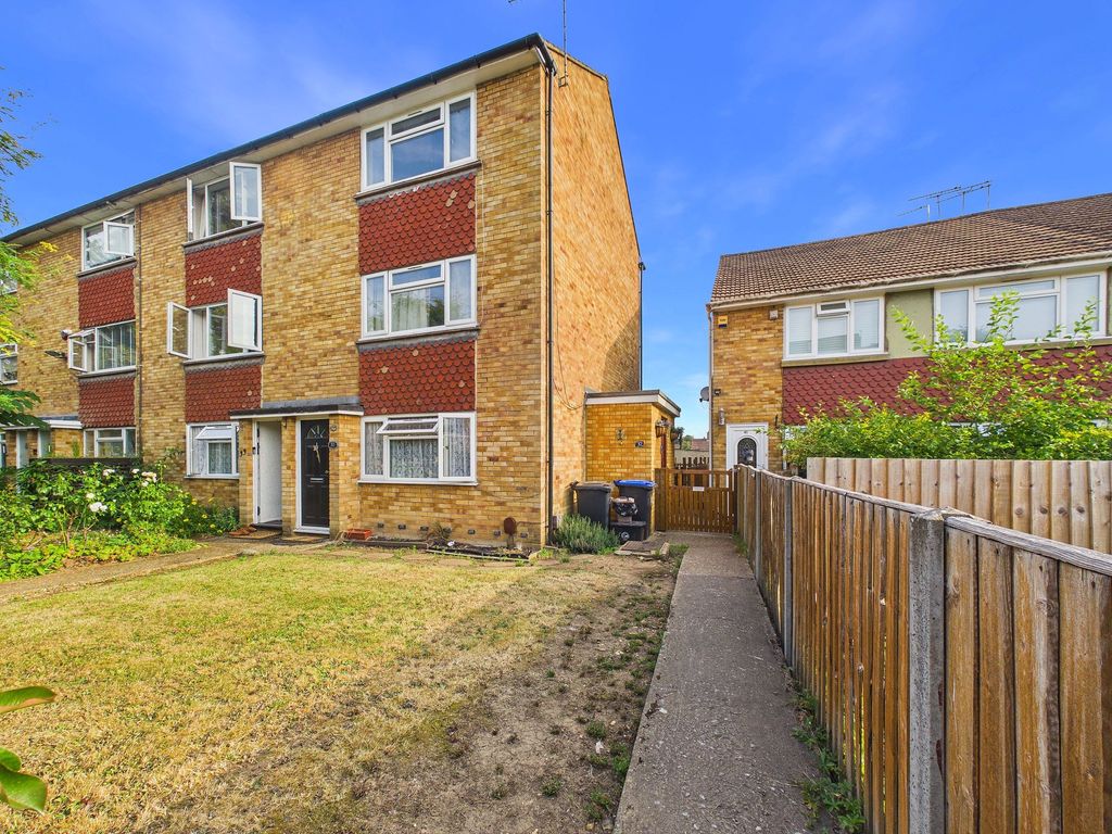 Property photo 1 of 12