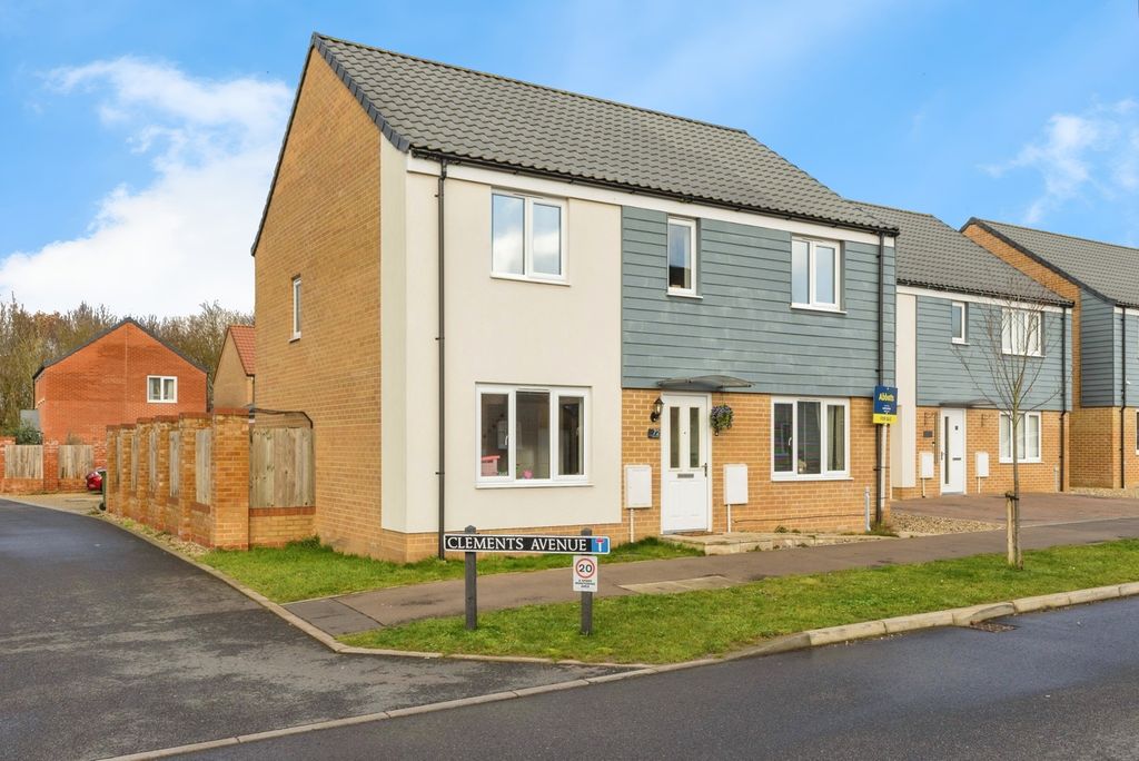 Property photo 1 of 19 Pbox-Img.Jpg