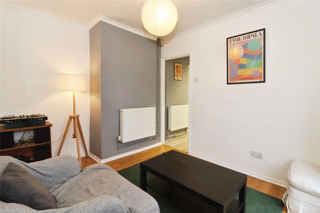 Property photo 3 of 17 Dining Room
