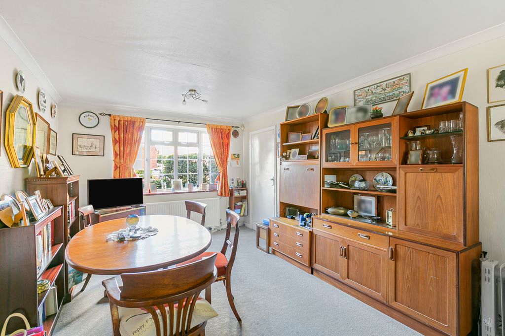 Property photo 3 of 15 Dining Room