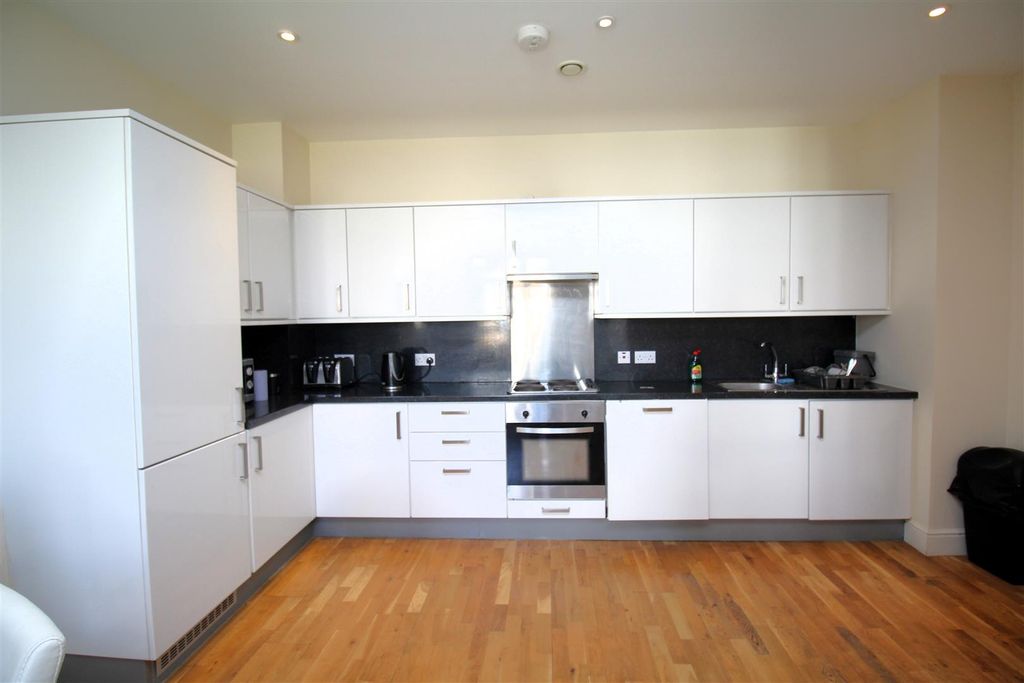 Property photo 3 of 11 Img_8392.Jpg