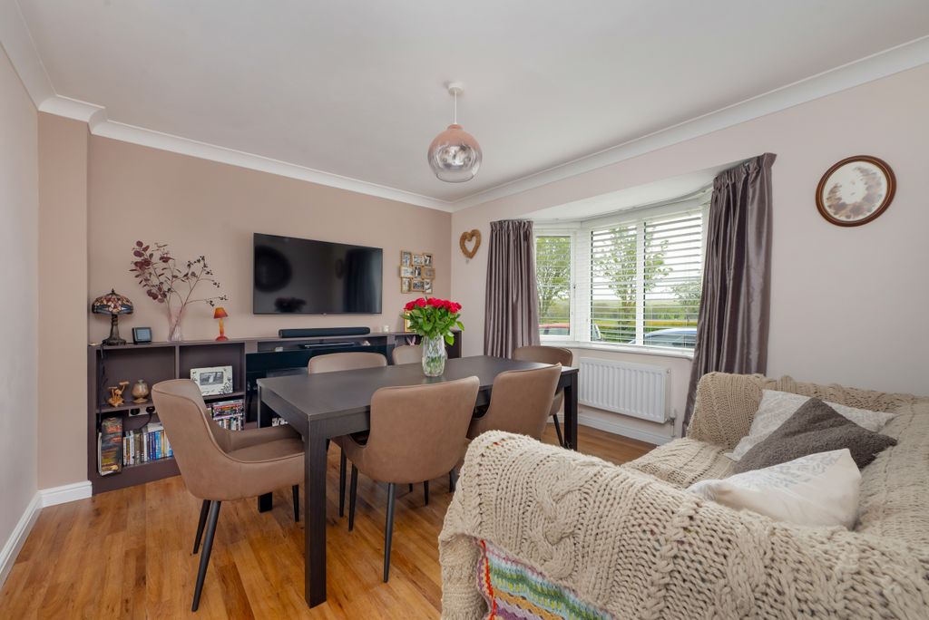 Property photo 2 of 18 Dining Room