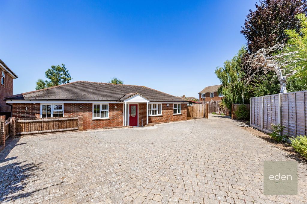 Property photo 1 of 21