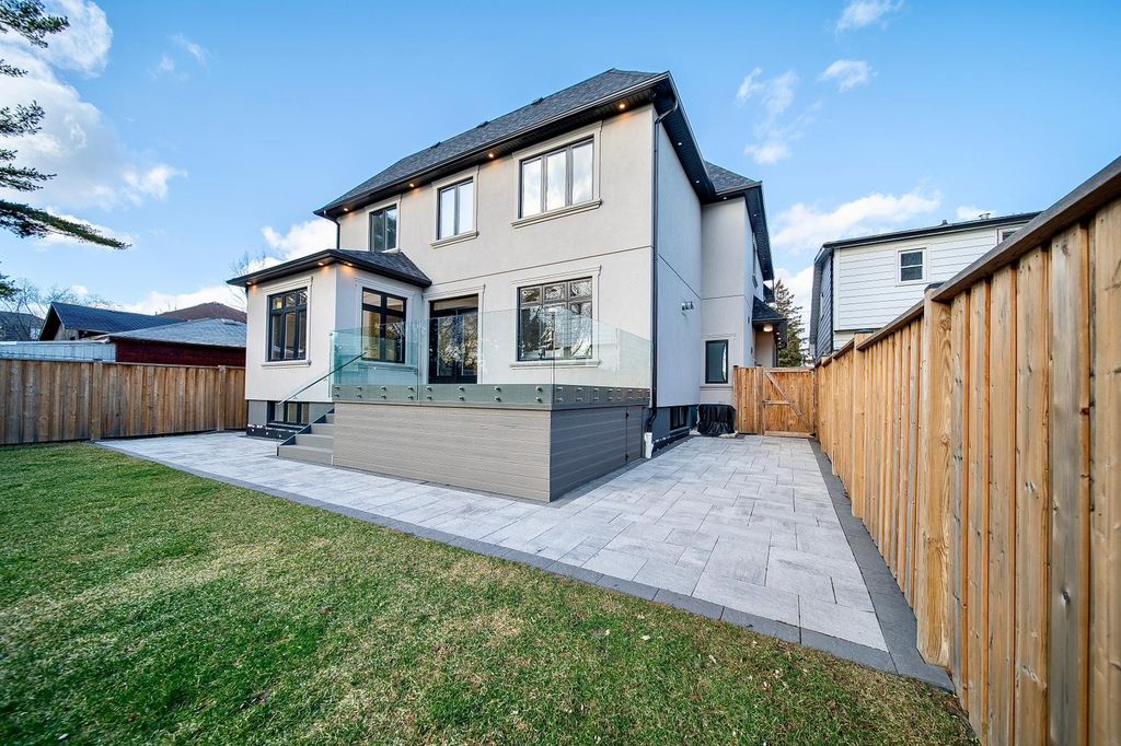 Property photo 3 of 37