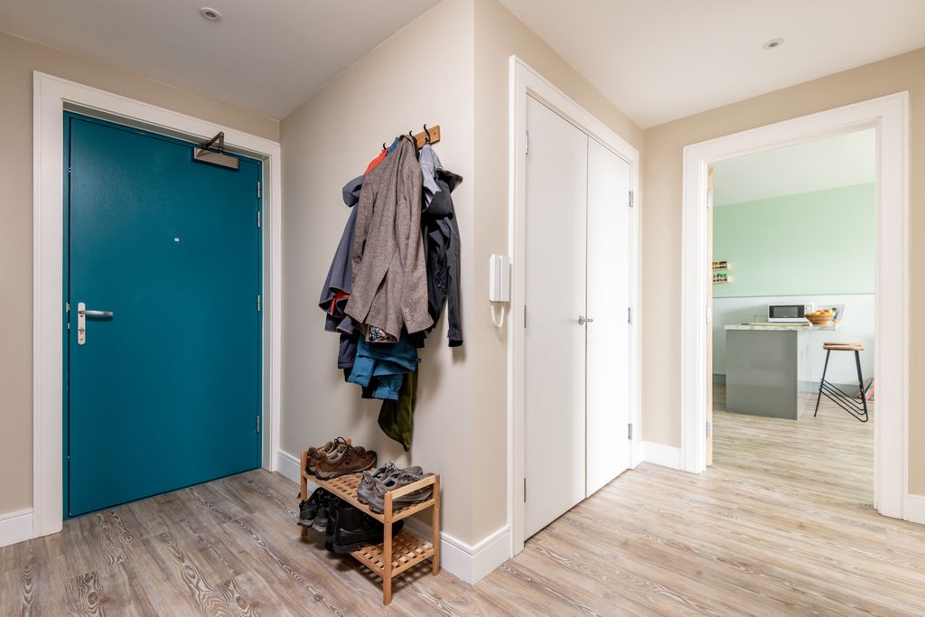 Property photo 2 of 15 Inner Hallway