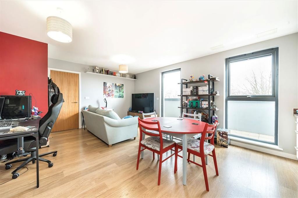 Property photo 2 of 5