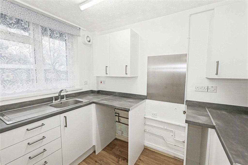 Property photo 2 of 5