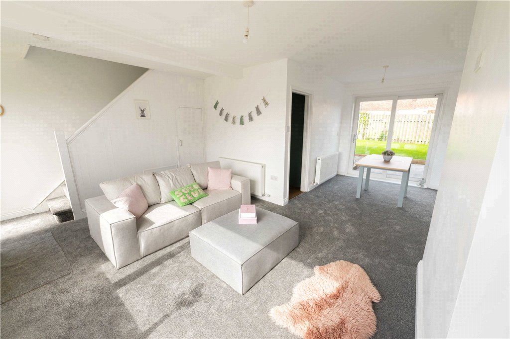 Property photo 2 of 17 Living Area