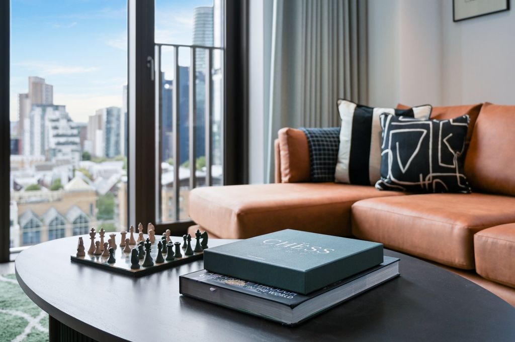 Property photo 2 of 27