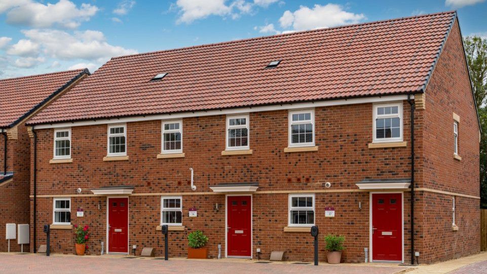 Property photo 2 of 8