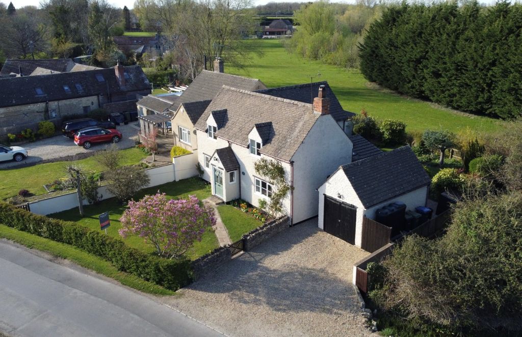 Property photo 1 of 20 Picture No. 40