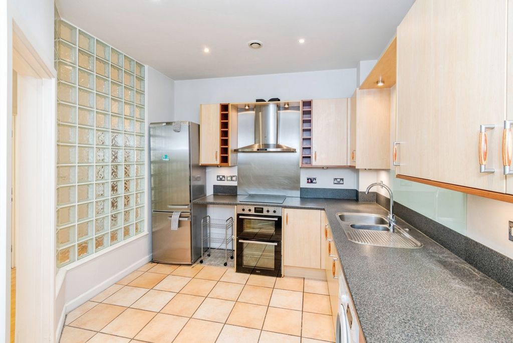 Property photo 3 of 15 Pbox-Img.Jpg