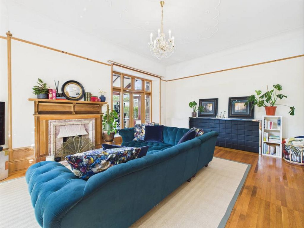 Property photo 2 of 50