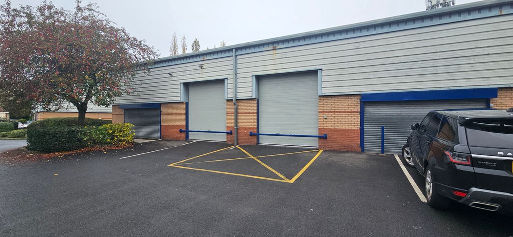 Property photo 3 of 6