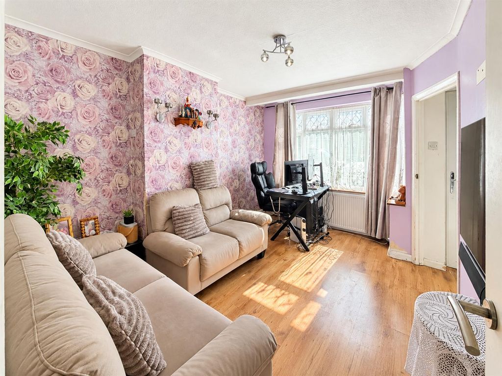 Property photo 2 of 10 Reception Room