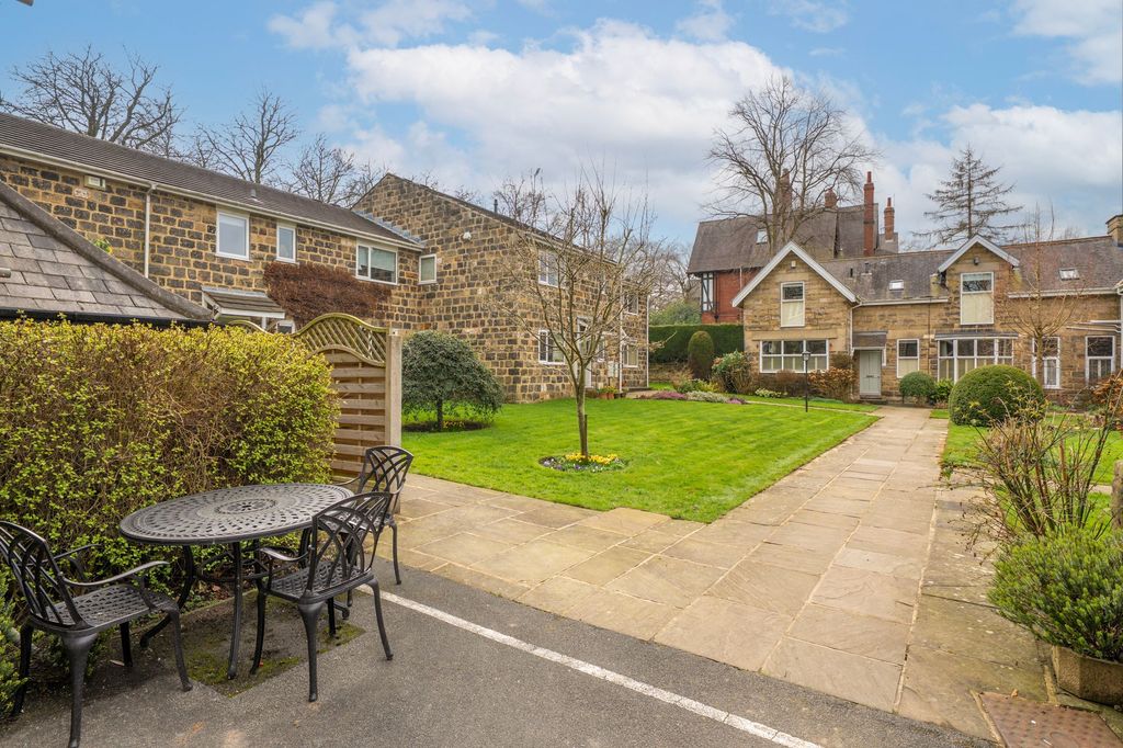 Property photo 3 of 24