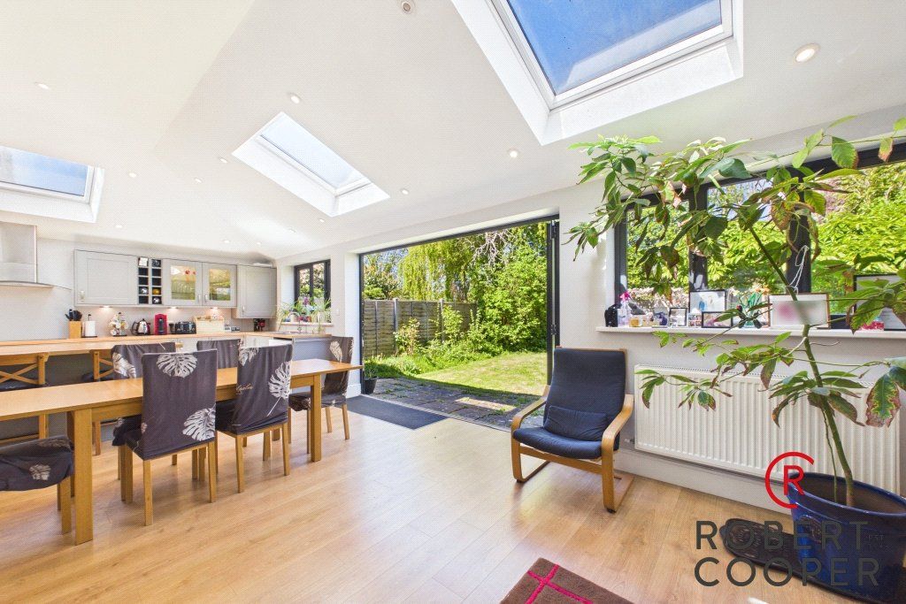 Property photo 2 of 16 Picture No. 29