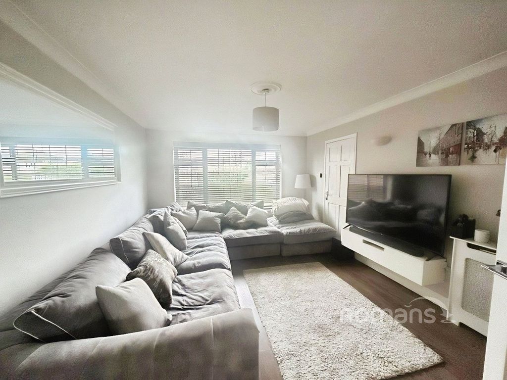 Property photo 3 of 16 Picture No. 16