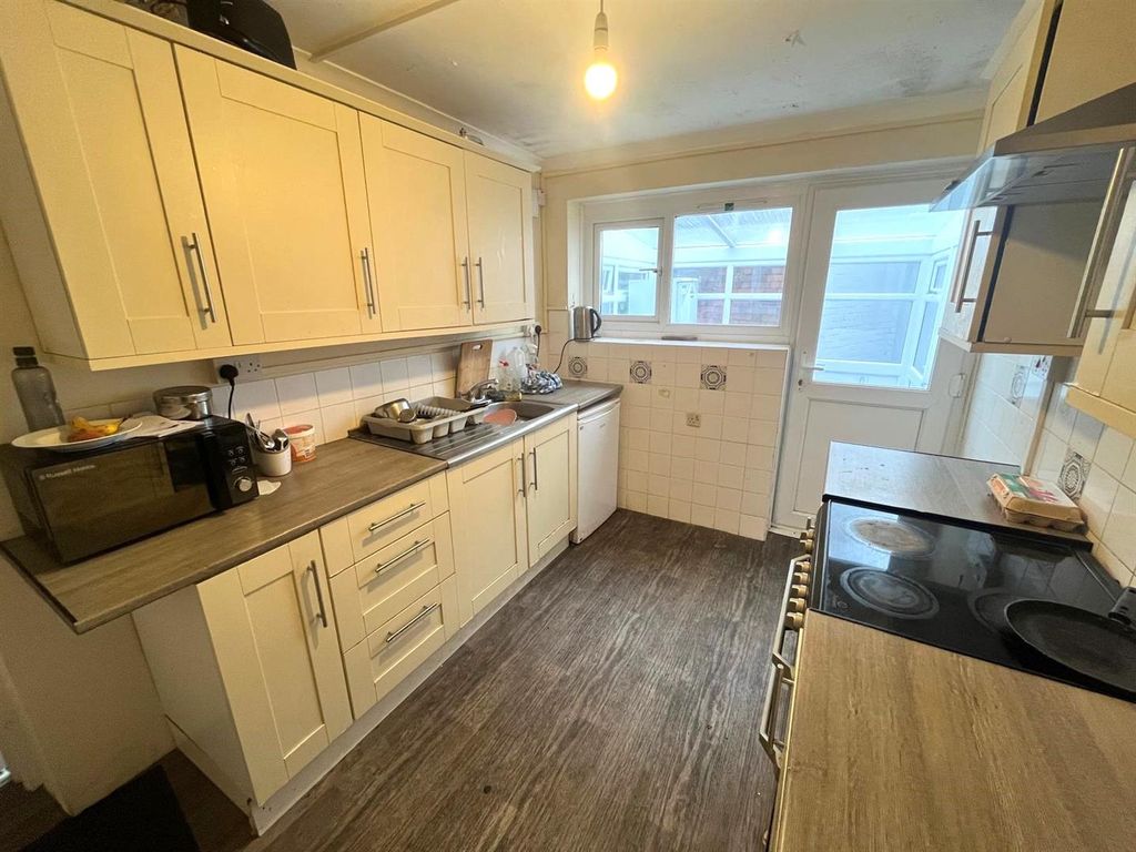 Property photo 2 of 11 Img-20251007-Wa0111.Jpg