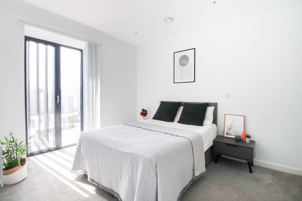 Property photo 2 of 22