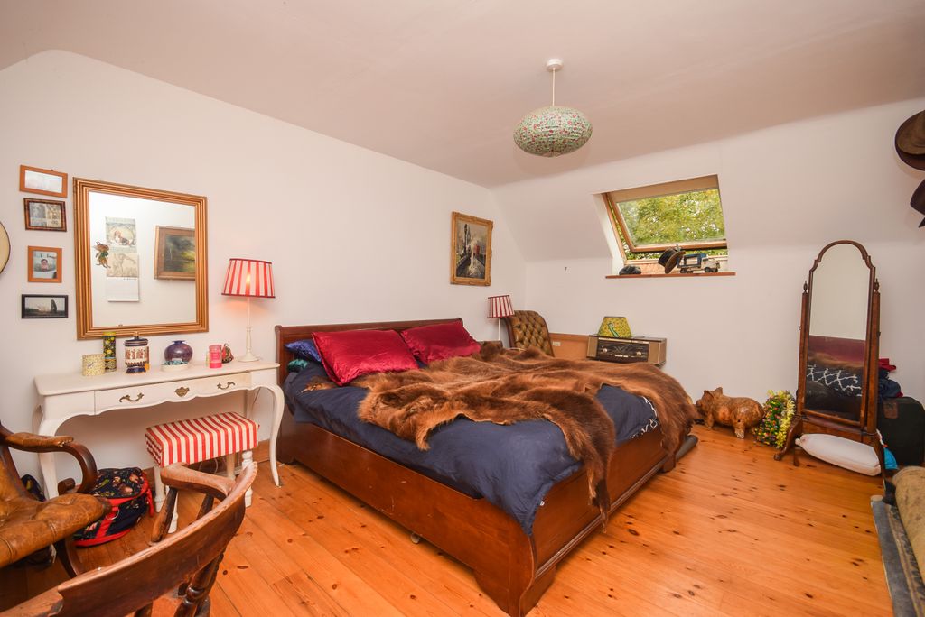 Additional image 4 of 3 bed detached house for saleBurnside Of Drimmie Farm Cottage, Blairgowrie PH10