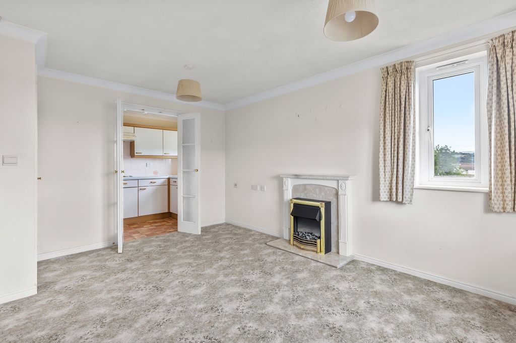 Property photo 3 of 18 Picture No. 25