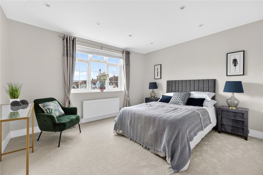 Property photo 2 of 12 Picture No. 08