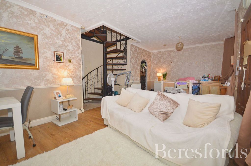 Property photo 3 of 11 Picture No. 05