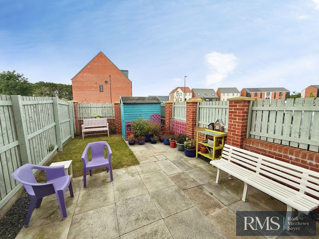Property photo 3 of 10 Photo 8