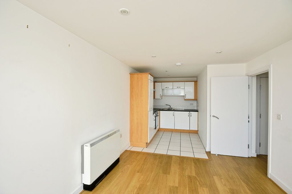 Property photo 3 of 16 Photo