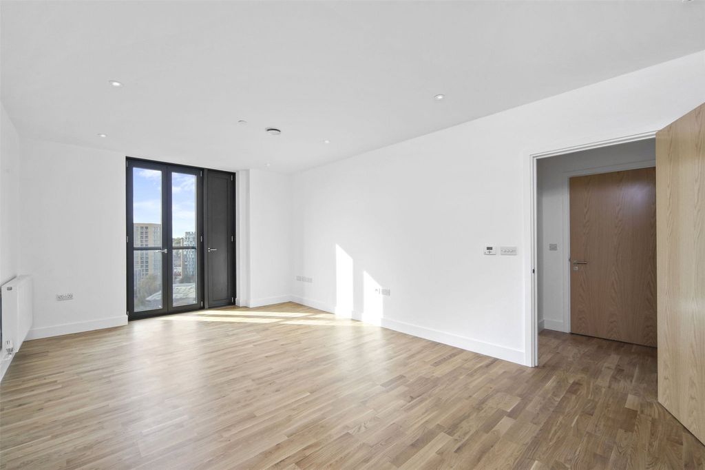 Property photo 2 of 12 Picture No. 03