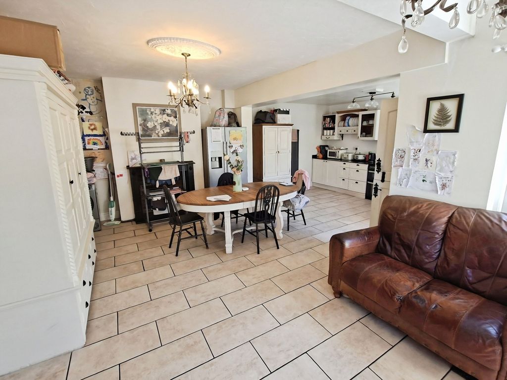 Property photo 3 of 15 Sit/Dining Kitchen